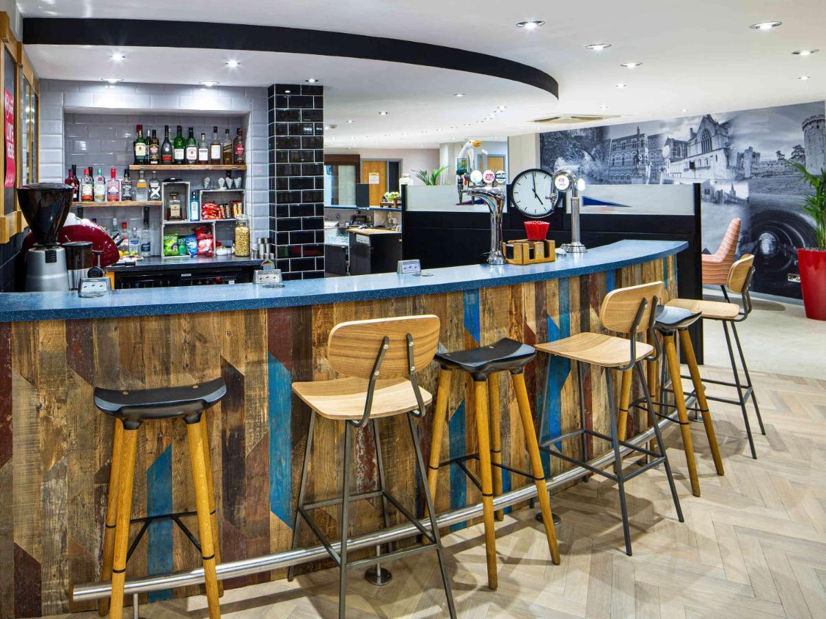 Ibis Rugby East Hotel Crick  Exterior photo